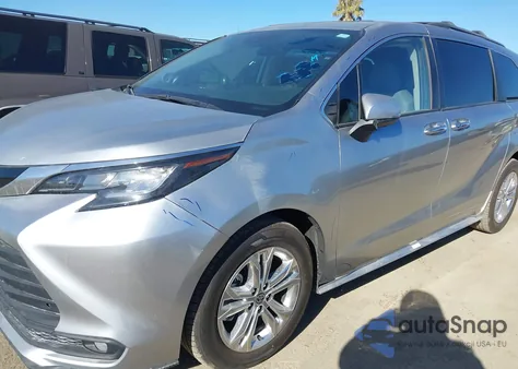 2022 Toyota Sienna Xle z USA, uszkodzony, nr VIN 5TDJRKEC4NS087334